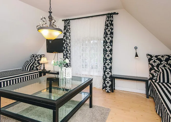 Spacious With Garden *